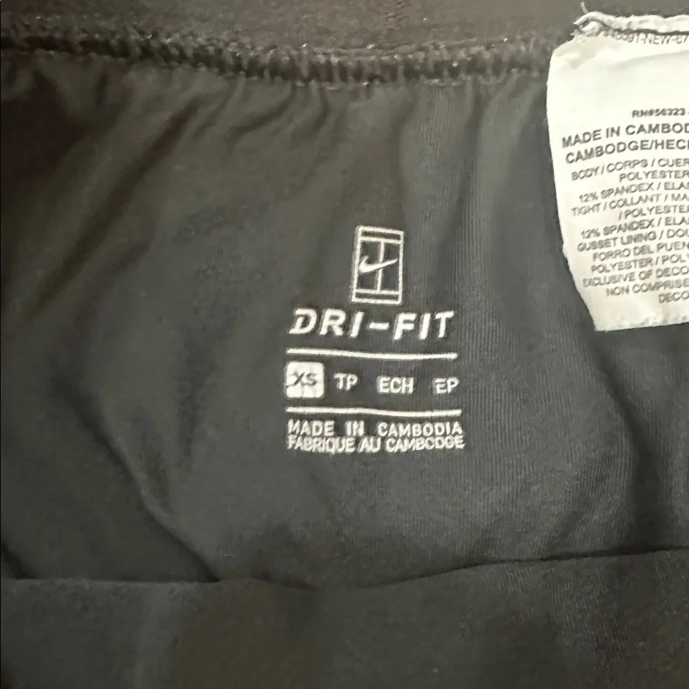 Nike Black Skirt with White Trim - Picture 2 of 3